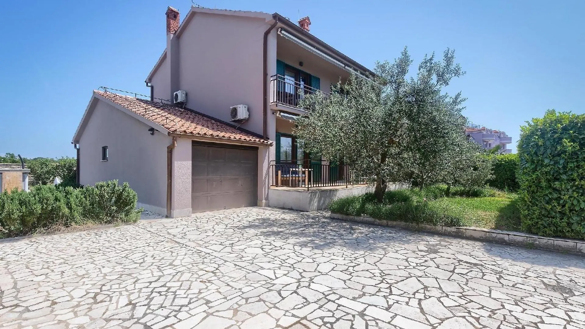 Ferienhaus Mit Privatpool Fuer 10 Personen Ca 200 Qm In Fazana-Surida, Istrien Istrische Riviera Valbandon Croatia