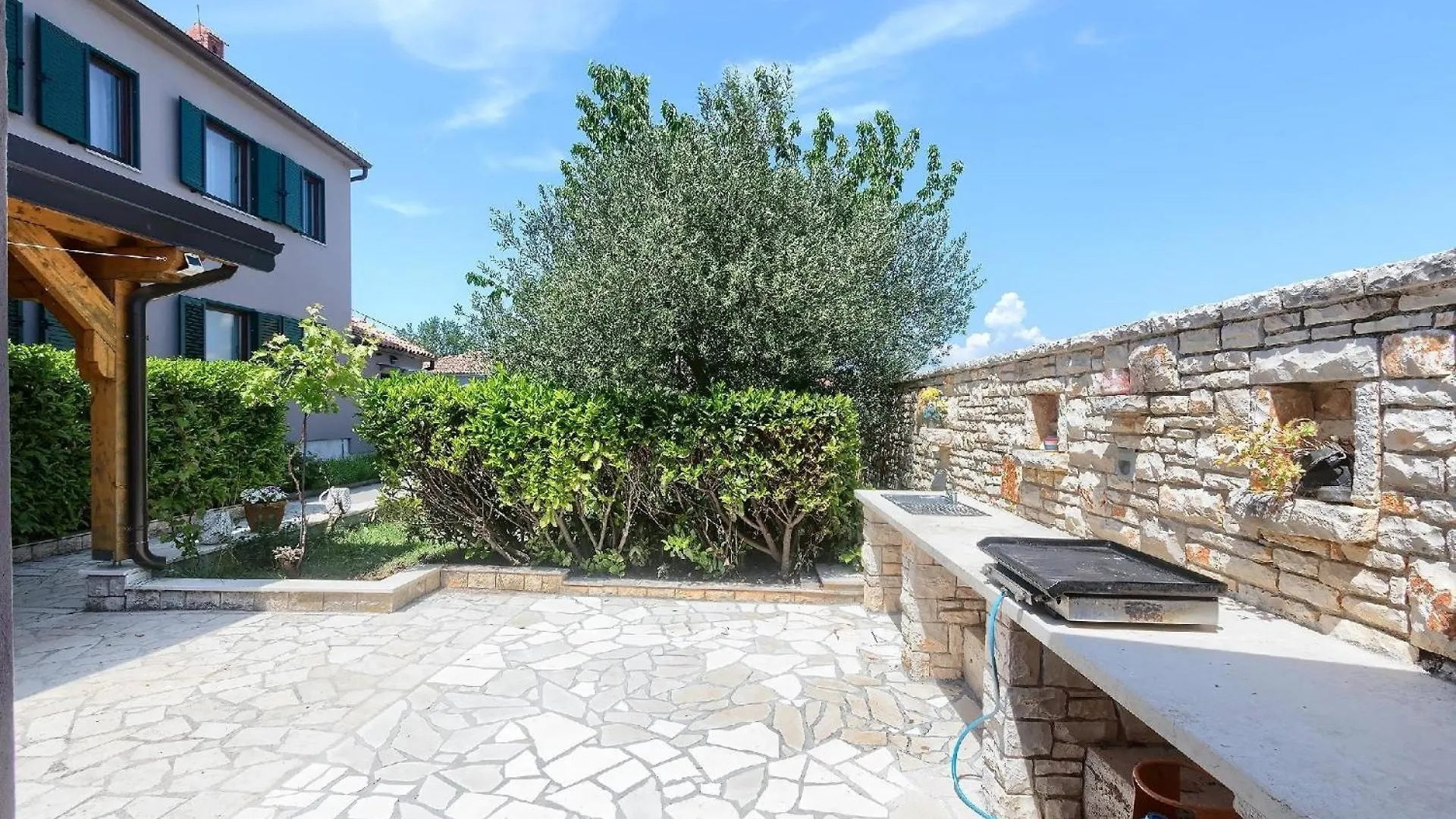 Ferienhaus Mit Privatpool Fuer 10 Personen Ca 200 Qm In Fazana-Surida, Istrien Istrische Riviera Valbandon 0*,  Croatia